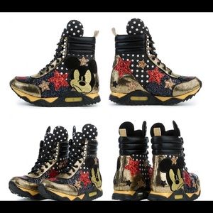 IRREGULAR CHOICE MICKEY MOUSE & FRIENDS COLLECTION WOMEN'S GOSH! BLACK BOOT